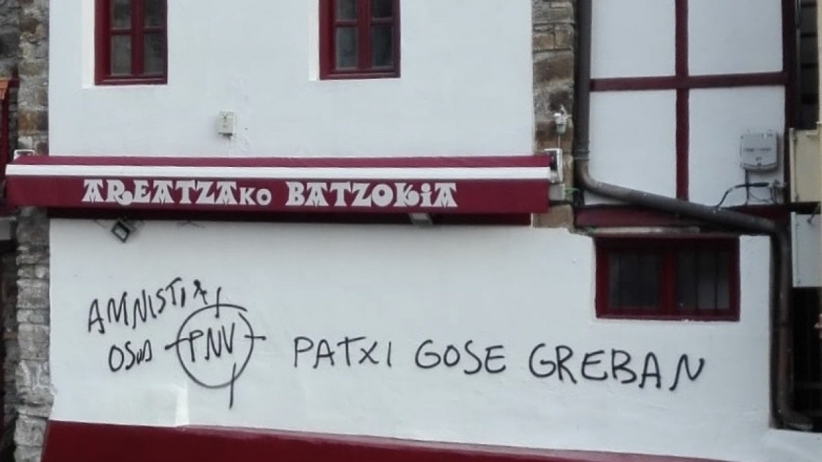 Pintadas en batzokis Bizkaia 20200527