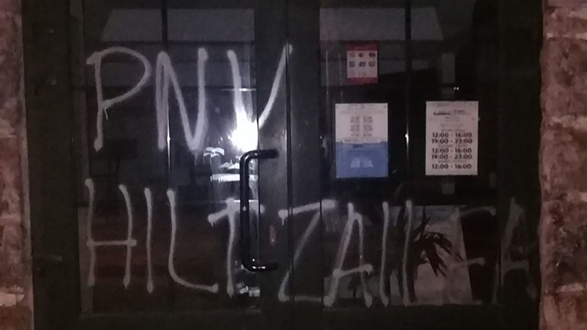 Pintadak Bizkaiko batzokietan - Lekeitio 20210221