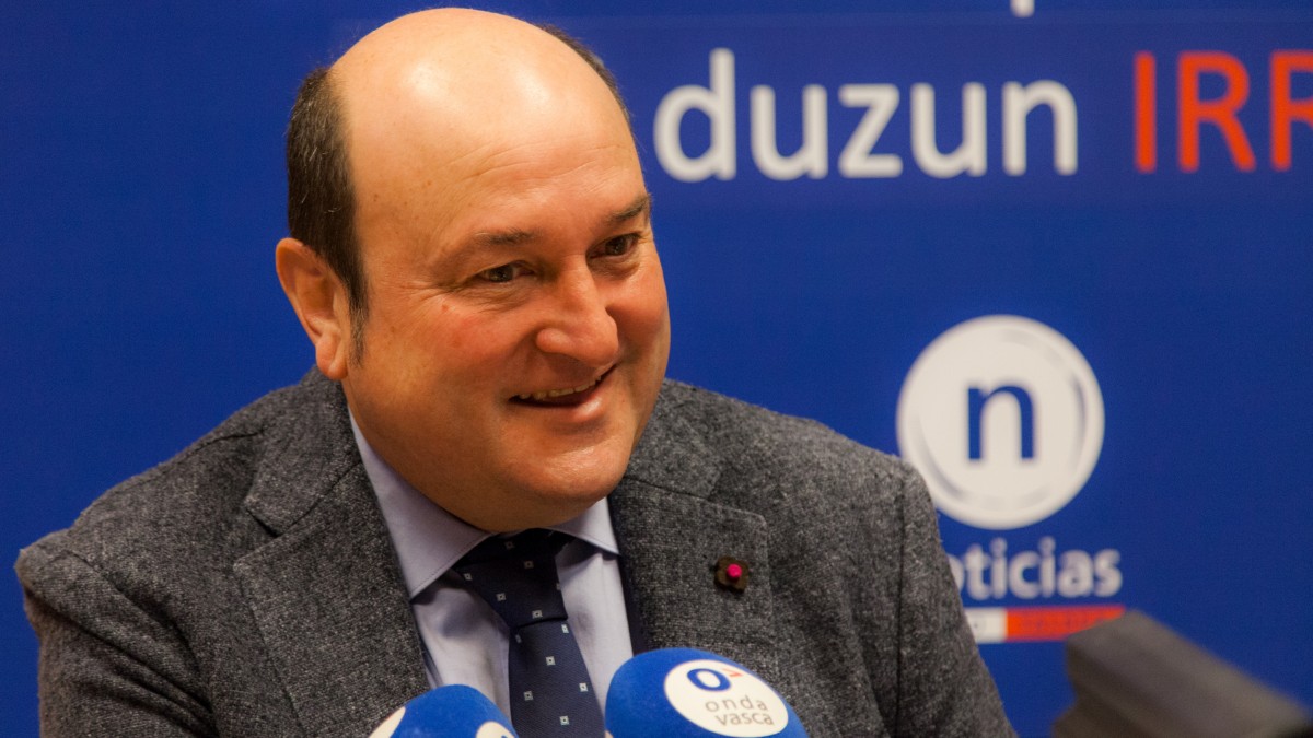 Ortuzar: “Sánchezek eta bere Gobernuak politika egin beharko dute beren Aurrekontuek EAJ, Podemos eta Kataluniako alderdien oniritzia jasotzea nahi badute”