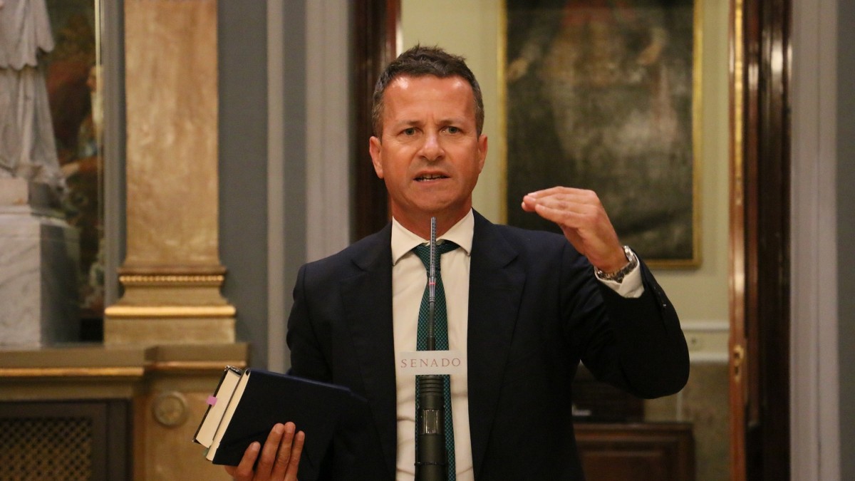 Bildarratzen iritziz, Vox-en sarrera kezkagarria da politika leku guztietatik erradikalizatuko delako