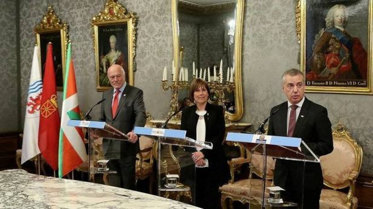 Nafarroak euroerregioaren aldeko apustua berresten du Europara sartzeko atea delakoan 