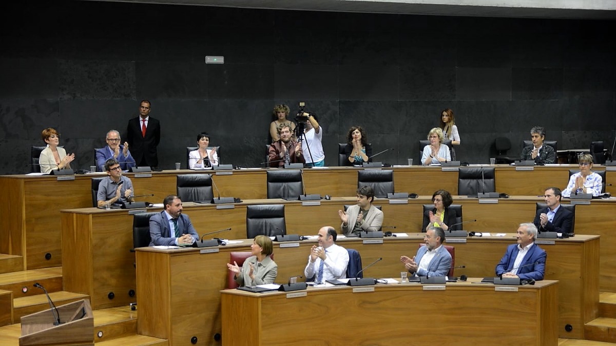 El Napar Buru Batzar de EAJ-PNV muestra su “enorme alegría” por la elección de Unai Hualde para presidir el Parlamento foral