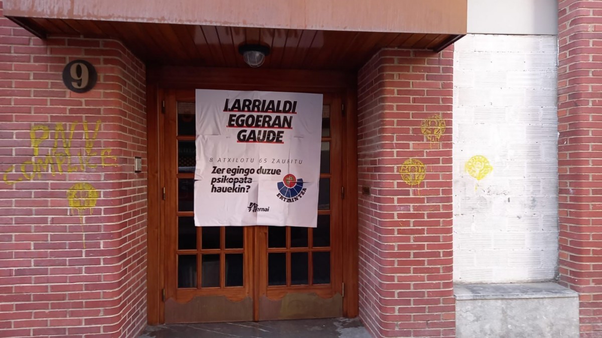 Gazteiz-Erdialde eta Amurrioko batzokien kontra egin diren erasoak gaitzetsi ditu ABBk, eta EAJ-PNV-ren kontra egiten ari den mehatxu, jazarpen eta hertsapen kanpainaren barruan kokatu ditu 
