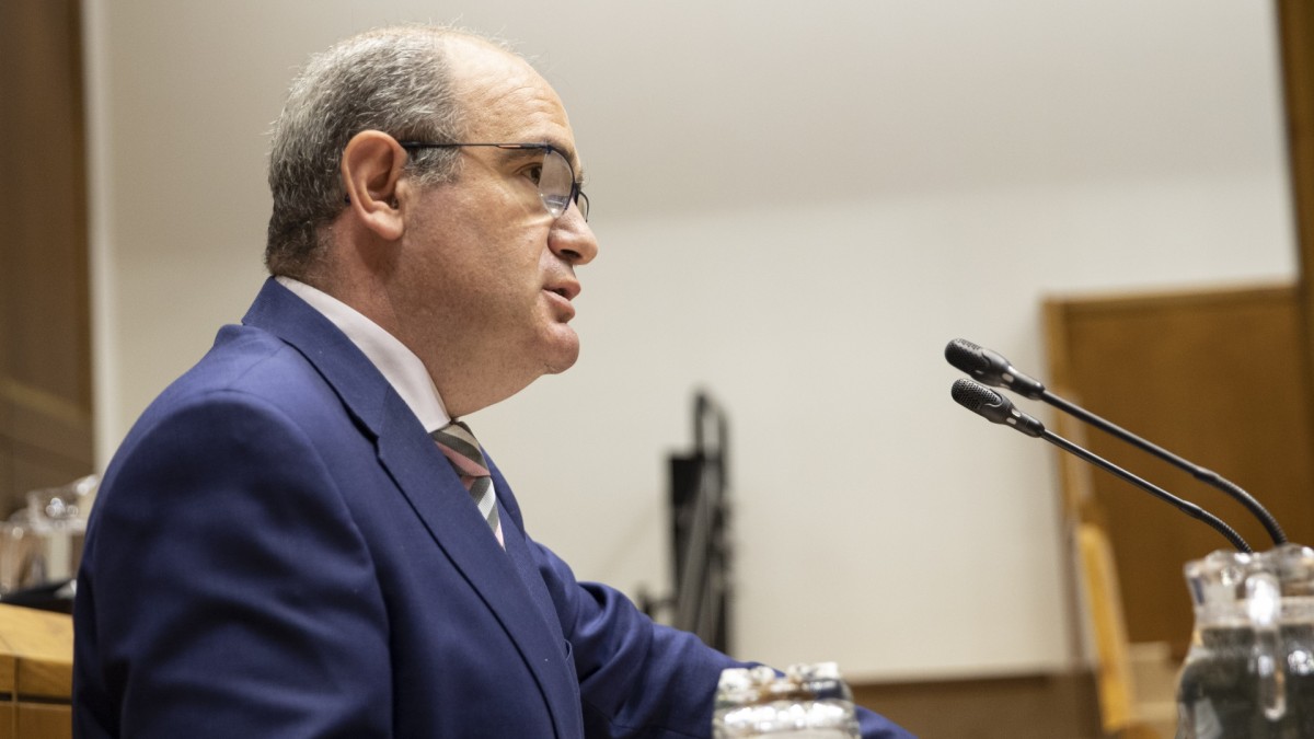 EAJ-PNV rechaza la renta básica incondicional y apuesta por reforzar el actual modelo con la reforma de la RGI