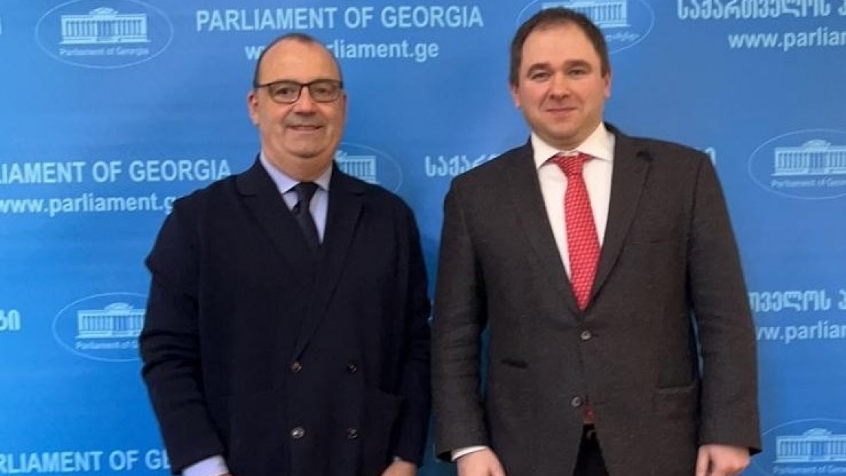 EAJ-PNVk Georgia Europar Batasunean sartzeko hautagaitza babestu du Tbilisin