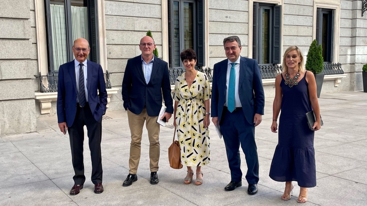 El Grupo Vasco reclama el impulso de la reforma de Secretos Oficiales de EAJ-PNV ante su ausencia en el Plan Normativo y considera “ilusorio” que el Gobierno central quiera aprobar 50 leyes este año