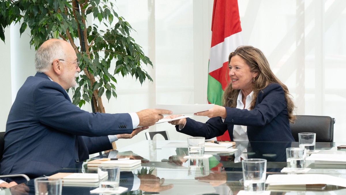 Osasun Sailak Onkologikoa Osakidetzan behin betiko integratzeko hitzarmena sinatu du