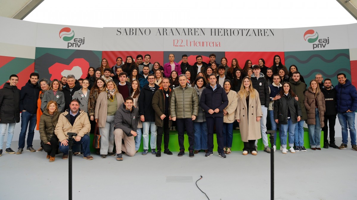 EAJ-PNV reivindica su trayectoria y compromiso en defensa de la democracia y contra el fascismo