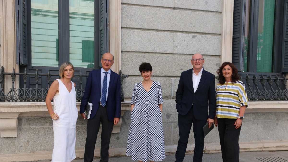 Euskal Taldeak Martxoaren 3ko sarraskiaren agiriak desklasifikatzea exijitu du gertakari haien 50. urteurrena bete dela 