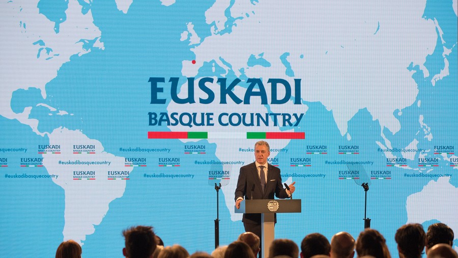 Lehendakariak deia egin dio gizarte osoari Euskadi Basque Country-ren proiekzioa munduan sendotzeko