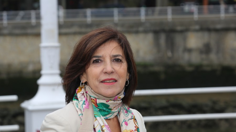 Izaskun Bilbao pide dos años para que los Estados puedan adaptarse mejor al fin de los cambios de hora 