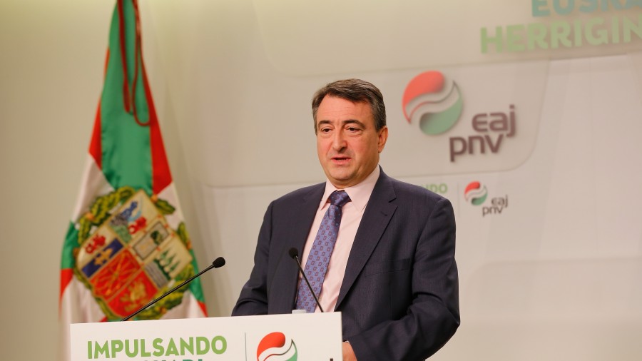 Aitor Esteban: “A-28ak EAJ hartu du 'prest', zerrendak eginda eta euskal hiritargoak Madrilen egin dugun lanari eman dion abalarekin” 