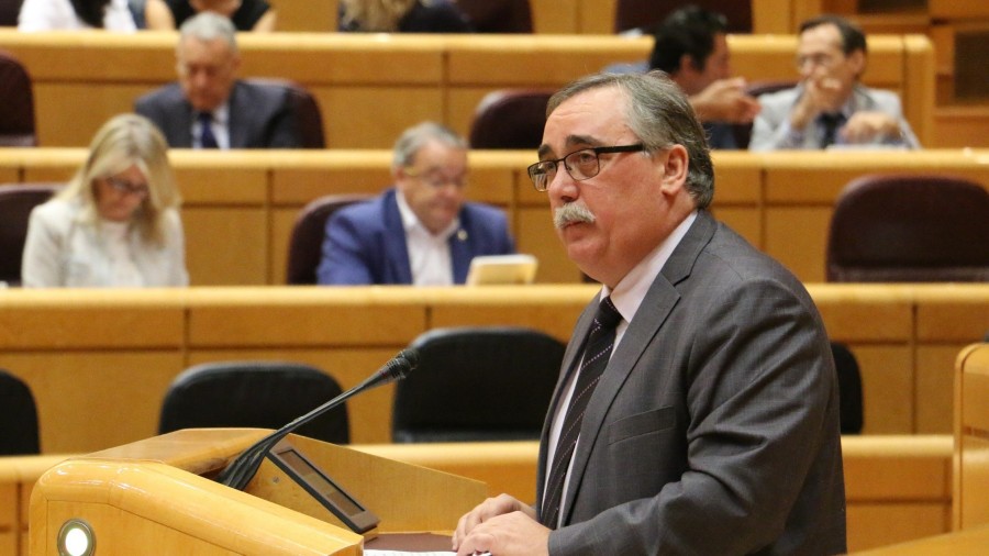 Cazalisek salatu duenez Partido Popularrak “euskal autogobernua erasotzen du” transferentziak geldiaraztea eskatzean