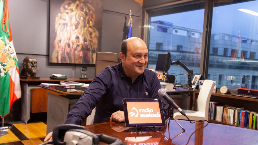 Ortuzar: “La reunión fue una gozada, en una situación como esta no hay Gobierno ni oposición: todos en el mismo bando”