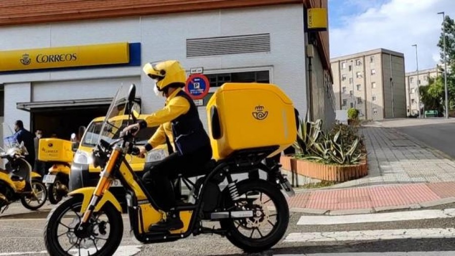 Una empresa de Etxebarri suministra 600 motos eléctricas a Correos