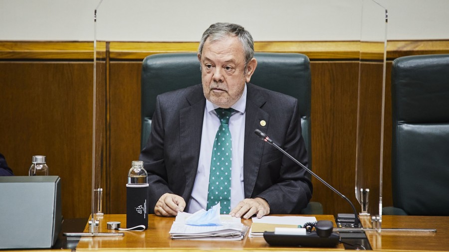 Pedro Azpiazuk Euskadiren berreraikuntza ekonomikoa eta soziala ezarri du XII. legealdiko helburu nagusi gisa