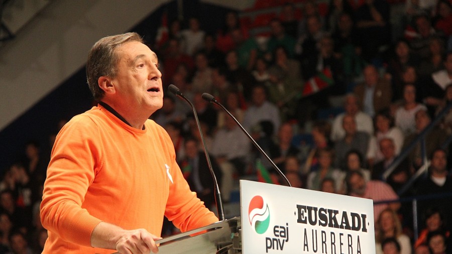 Xabier Agirre zendu da, Arabako abertzaletasunaren ordezkari historikoa eta euskal politikaren erreferente etikoa 