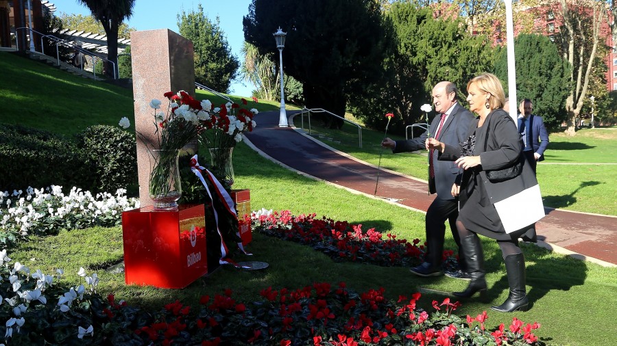 EAJ-PNV participa en todos los actos que se han convocado hoy con motivo del Día de la Memoria
