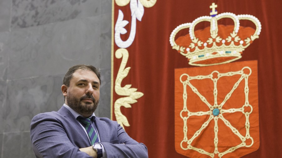 Unai Hualde Iglesias berraukeratu dute Nafarroako Foru Parlamentuko Presidente XI. Legealdirako