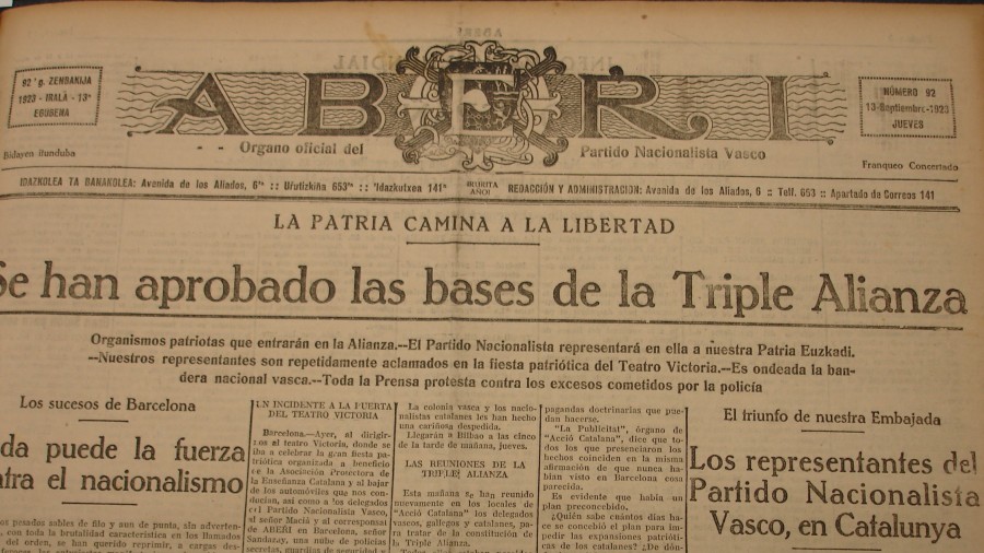 La Triple Alianza, pacto de amistad y colaboración entre Euskadi, Catalunya y Galiza, cumple hoy cien años