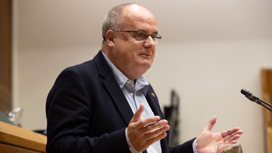 Egibar destaca la defensa de los servicios públicos del Lehendakari Urkullu en el Debate de Política General del Parlamento