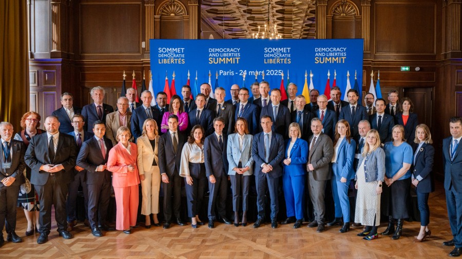 Oihane Agirregoitia defiende la búsqueda de nuevos aliados que compartan nuestros valores durante la Cumbre por la Democracia y las Libertades de París