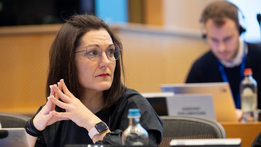 Oihane Agirregoitia impulsa un acuerdo sobre retirada del carné de conducir para hacer más seguras las carreteras de la UE