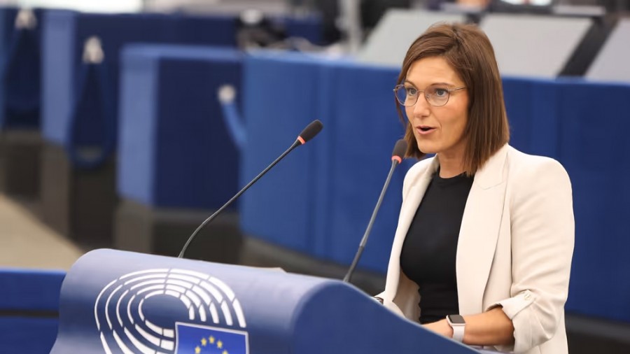 Oihane Agirregoitia,  Europako Parlamentuan Europa konektatu azpiegitura-programaren txostengile 