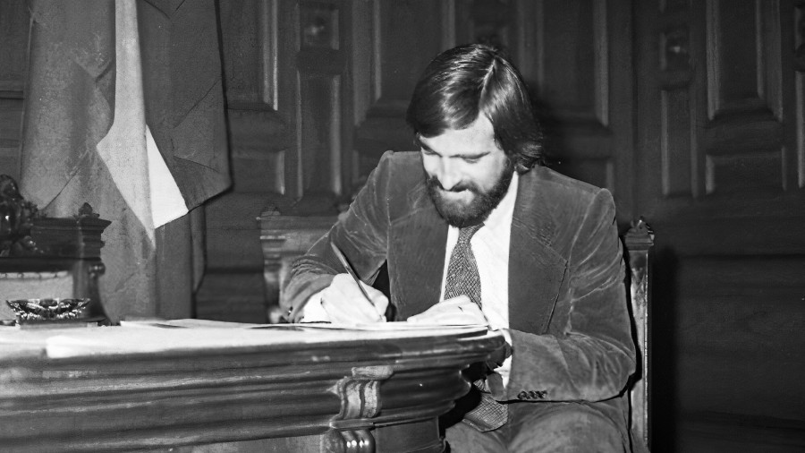 EAJ-PNVk Marcos Vizcaya Trantsizio garaiko erreferente jeltzalearen heriotza deitoratzen du