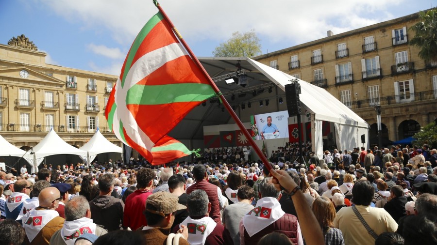 Aitor Esteban reivindica una 